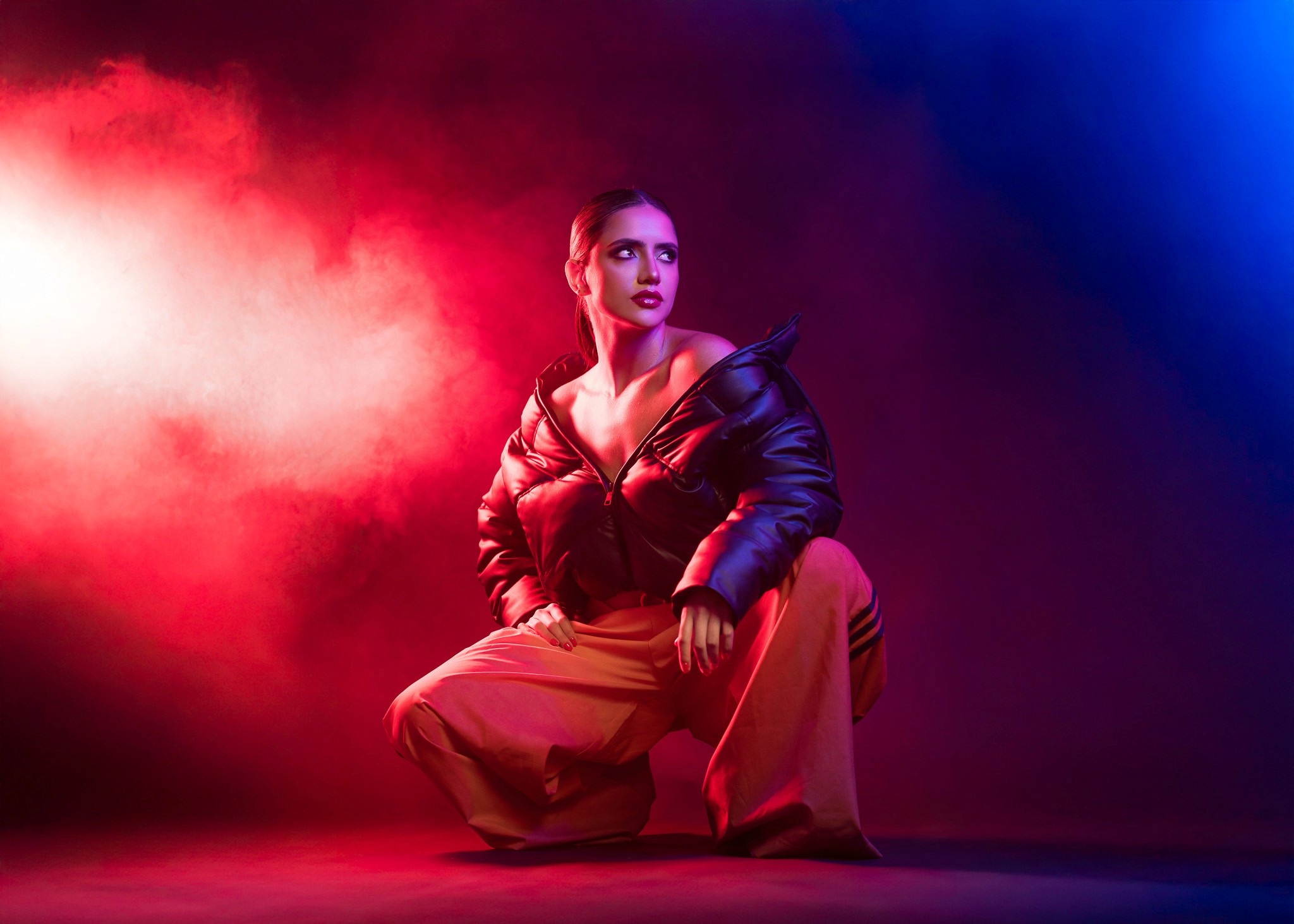 Neon Muse gallery image 4